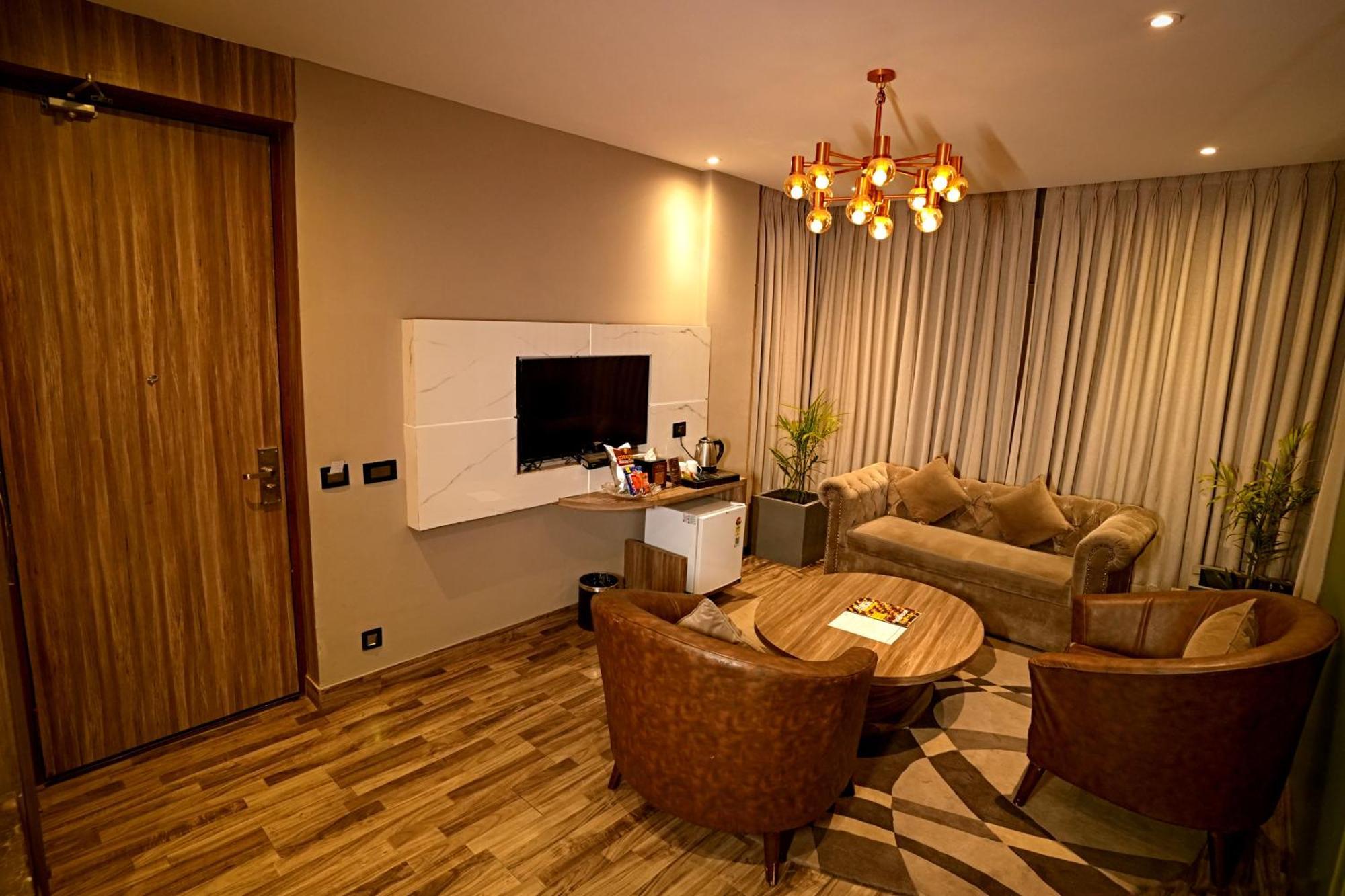 Sterling Palm Bliss - Rishikesh Hotel Ngoại thất bức ảnh